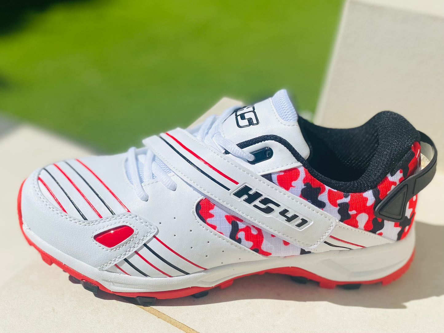 HS 41 Cricket Shoes Red