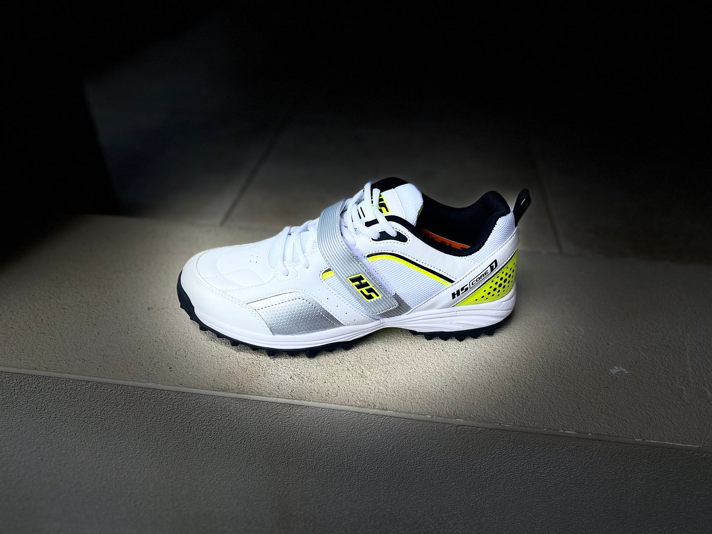 HS Spinners Cricket Shoe