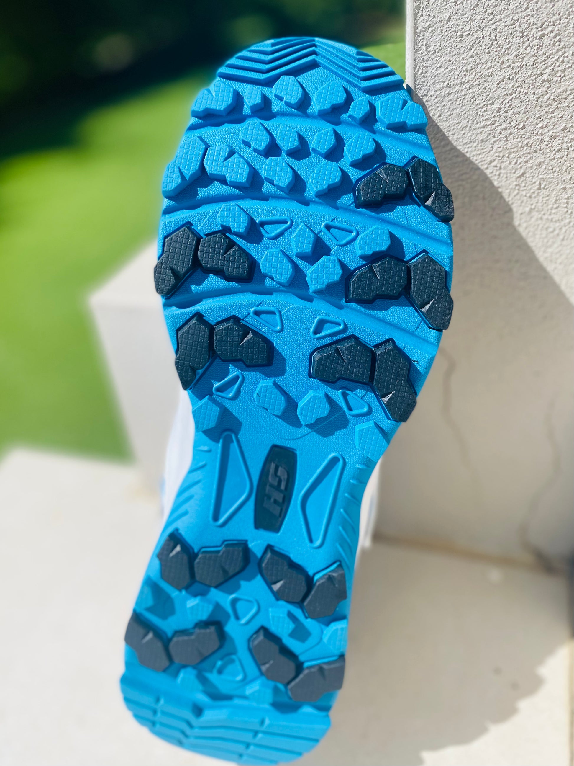 Hs 41 2025 cricket shoes